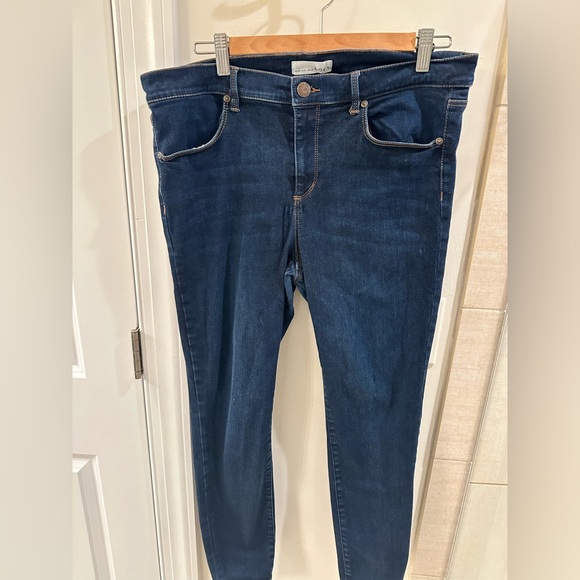 LOFT Denim - LOFT - Size 32 or 14 - Legging/Jegging